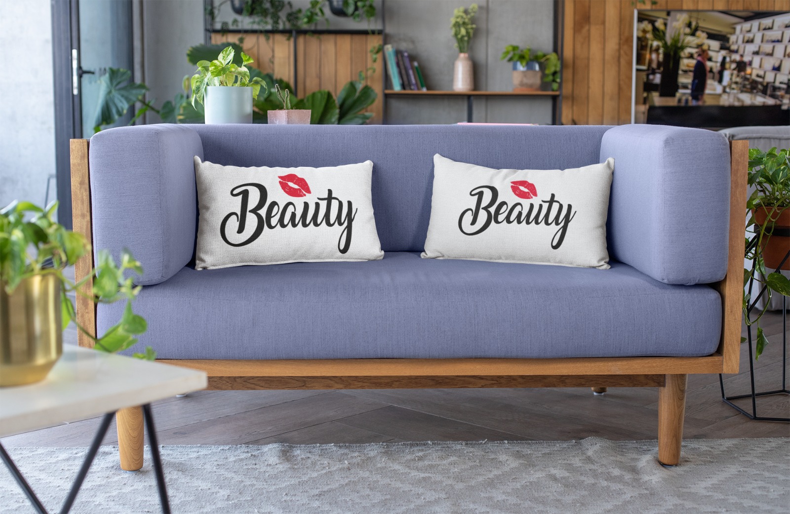 Pareja de cojines "Beauty" con beso rojo
